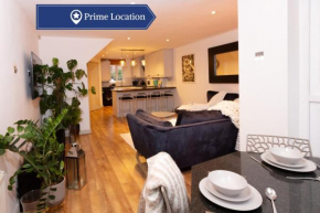 Beautiful West Didsbury 4BR Home